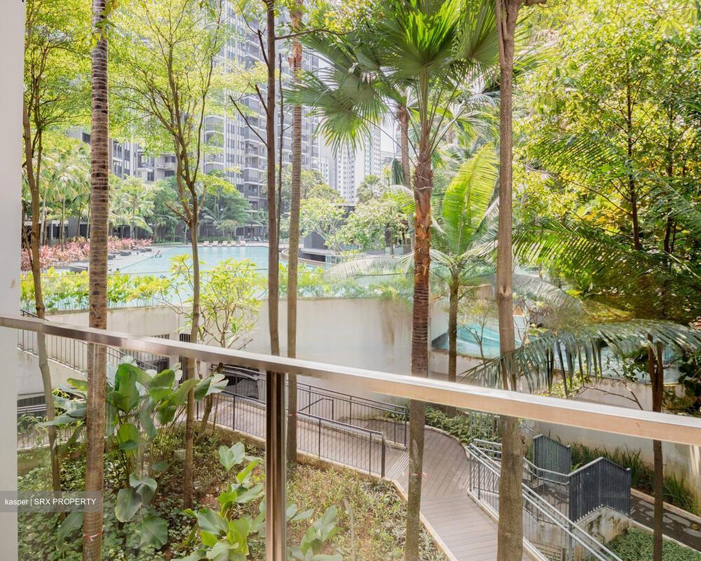 Fernvale Road (D28), Terrace #470492701